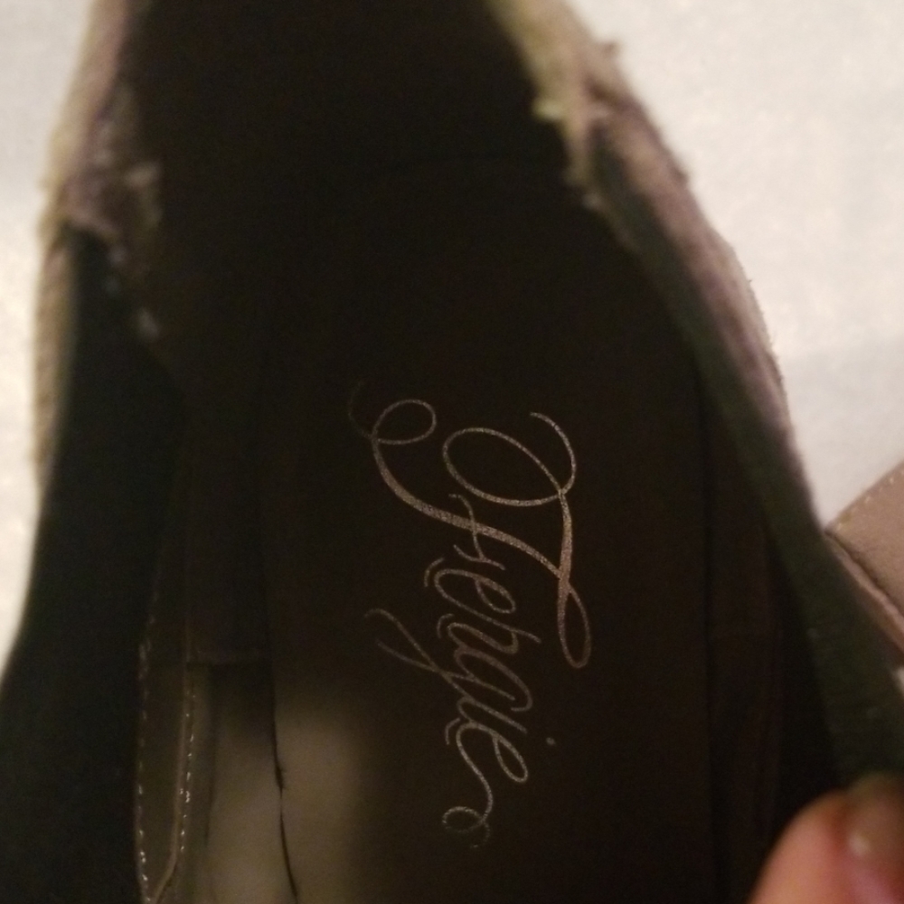 Never used!! - Picture 4 of 5